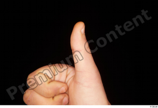 Danior fingers thumb 0004.jpg